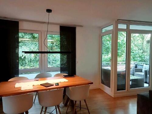 Foto - Neu! Moderne zentrale ETW im Grünen mit 2 Balk. und 2 PKW Plätzen