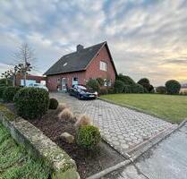 Modernisiertes freistehendes Einfamilienhaus mit großem Garten - Mönchengladbach West