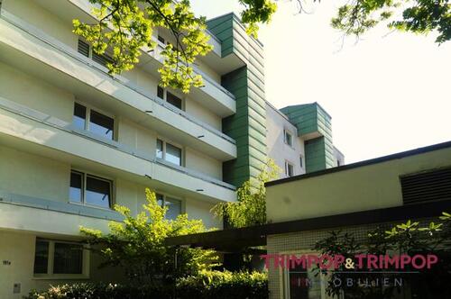 Foto - RUHIG, ZENTRAL, MIT AUFZUG! Renovierte 2-Zimmerwohnung am Rande der Innenstadt zu vermieten!