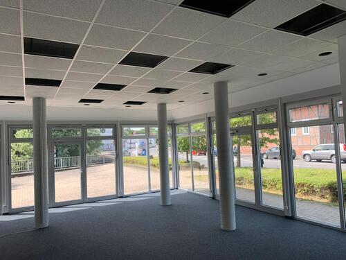 Foto - Ladenfläche - 2.200,00 EUR Kaltmiete, ca.  110,00 m²