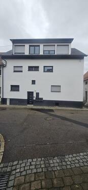 Foto - Stilvolle, neuwertige 3-Zimmer-OG-Wohnung mit EBK in Weinsberg