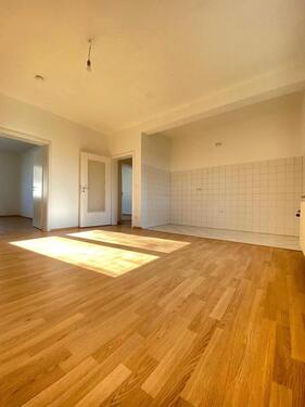 Foto - *** Großzügig geschnittenes 2-Zimmer-Apartment - hell und freundlich ***