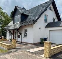 Einfamilienhaus mit viel Platz, Komfort und Wohlfühlfaktor - Brilon