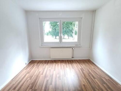Foto - Erdgeschoss Wohnung - 400,00 EUR Kaltmiete,