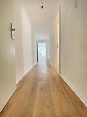 Foto - *** Großzügig geschnittenes 2-Zimmer-Apartment - hell und freundlich ***