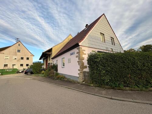 Foto - Haus zum vermieten - 1.275,00 EUR Kaltmiete,