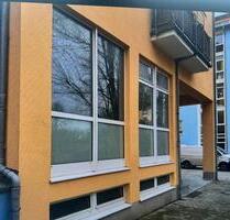 Kleines frisch renoviertes Büro am Klemmberg 3 zu vermieten. - Weißenfels