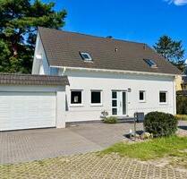 Haus zur Miete in Mahlsdorf Süd auf großem Grundstück. 4 Zimmer - Berlin Treptow-Köpenick