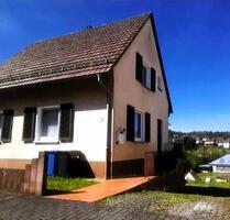 Einfamilienhaus - 210.000,00 EUR Kaufpreis, in Hauenstein (PLZ: 76846)