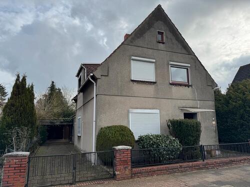 Foto - Haus auf 1.053 Qm + separates 1.020 Qm Flurstück