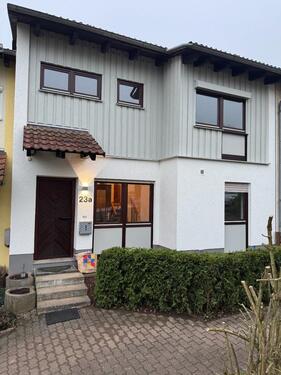 Foto - Reihenhaus in zentraler Lage von Marburg-Wehrda