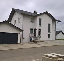 moderne, helle Wohnung in OchsenhausenMittelbuch