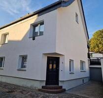 Einfamilienhaus mit Einliegerwohnung - Erwitte