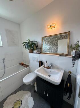 Foto - Wahneide gegen Merheim Wohnung - 1.290,00&nbsp;EUR Kaltmiete, ca.&nbsp; 82,00&nbsp;m&sup2;