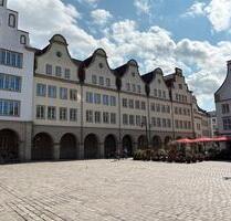 Historisches Ambiente trifft Frequenzlage – Gastronomiefläche am Neuen Markt Rostock