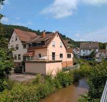 Provisionsfrei: Gepflegtes Einfamilienhaus an der Seebach - Neckargerach