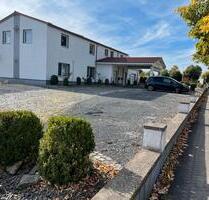 Wohnhaus 2 x Wohnungen mit Gewerbefläche Grundstück 2343m² - Northeim