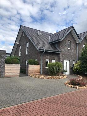 Foto - Doppelhaushälfte - 449.000,00 EUR Kaufpreis,