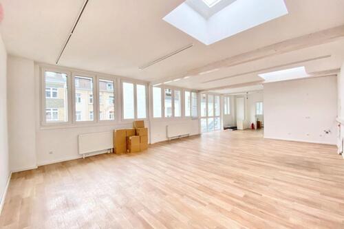 Foto - Lichtdurchflutetes Büroloft im Sülzer Hinterhof – 145 m² 