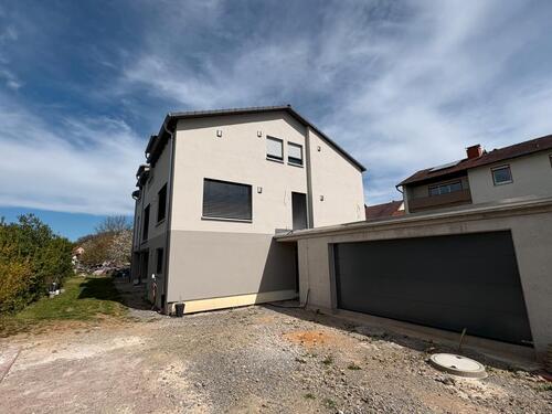 Foto - Moderne 3-Zimmer-Wohnung (95 m²) - Erstbezug nach Kernsanierung