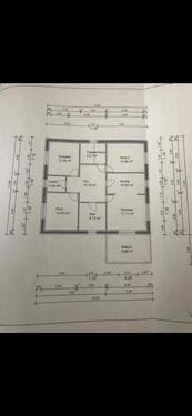 Foto - Moderne 4-Zimmer Erdgeschosswohnung mit Garten & Carport