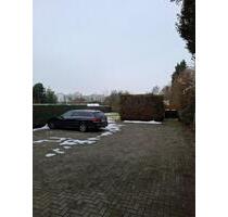 Außenstellplatz in Lemgo (gegenüber des Friedhofes) zu vermieten.