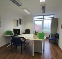 Zwei Büroräume in gepflegtem Bürokomplex in verkehrsgünstiger Lage zu vermieten! - Westoverledingen