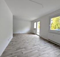 Frisch sanierte 4-R-Wohnung mit Balkon in Zentrumsnähe - Wilkau-Haßlau