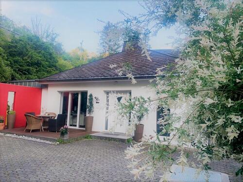 Foto - Exklusives Landhaus mit Panoramablick ins Lahntal – Ruhe & Natur