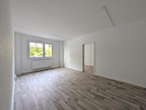 Foto - Helle, freundliche 3-R-Wohnung mit Balkon in Zentrumsnähe