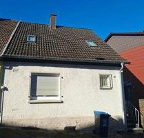Einfamilienhaus - 110.000,00&nbsp;EUR Kaufpreis, ca.&nbsp; 100,00&nbsp;m&sup2; in Sankt Ingbert (PLZ: 66386)