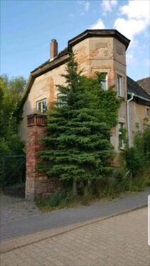 Foto - Einfamilienhaus nähe Halle - 29.000,00&nbsp;EUR Kaufpreis, ca.&nbsp; 250,00&nbsp;m&sup2;