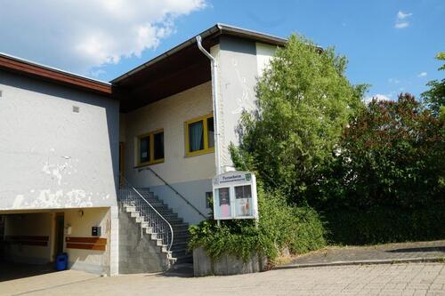 Foto - Vereinsgaststätte mit Saal, Kegelbahnanlage und Biergarten