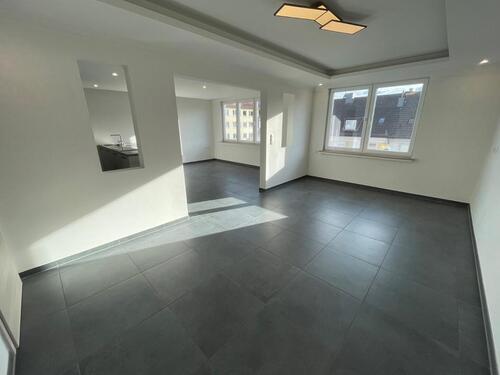 Foto - 2,5 ZKB Traumwohnung Saniert Bestlage Neustadt Balkon