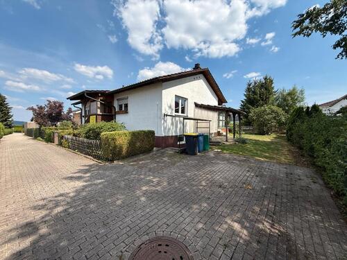 Foto - Familienfreundliche Doppelhaushälfte mit großem Garten
