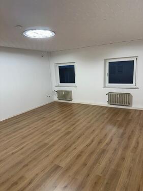 Foto - 2-Zimmer-Wohnung zu vermieten - 80 m2- zentrale Lage Göttelborn