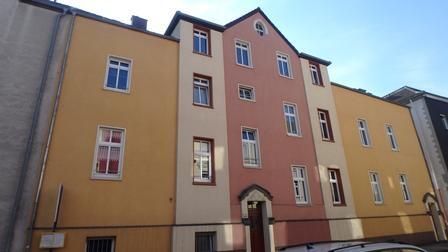 Foto - Bei VIVAWEST die Sonnenstrahlen auf dem eigenen Balkon genießen.