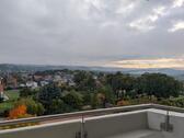 Foto - Top sanierte 3-R-Wohnung mit 2 Balkonen und Weitblick ins Grüne
