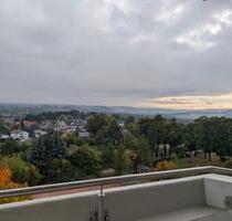 Top sanierte 3-R-Wohnung mit 2 Balkonen und Weitblick ins Grüne - Wilkau-Haßlau