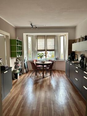 Foto - Zentrale 4,5 Zimmer Wohnung frei ab 15.01.2026