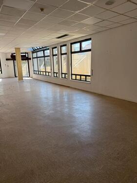 Foto - Fitness,Boxen,Karate,Produktion Halle , Lager