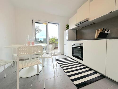 Foto - NEWNeues - Charmante Penthouse-WG in Frankfurt am Main - Noch 3 Zimmer frei.