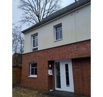 Viel Platz zum Wohlfühlen – Reihenendhaus mit 5 Zimmern & Garten - Achim