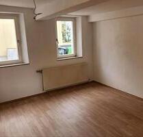 NEU sanierte 2 Zimmer Wohnung - 700,00 EUR Kaltmiete, ca.  55,00 m² in Bechtheim (PLZ: 67595)