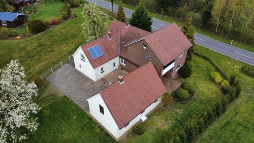 Foto - Charmantes Ein- bis Mehrgenerationenhaus