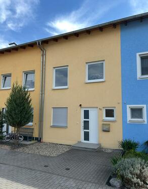 Foto - Provisionsfreies Reihenmittelhaus mit Dachterrasse