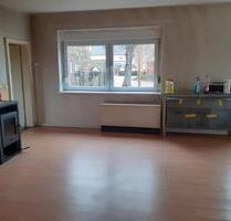 2 Raumwohnung (1,5 Zimmer, Küche Bad) in Hillersleben - Erxleben