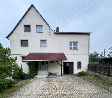 Foto - Wohnhaus in Marieney mit ca. 160 m², Garage und Werkstatt