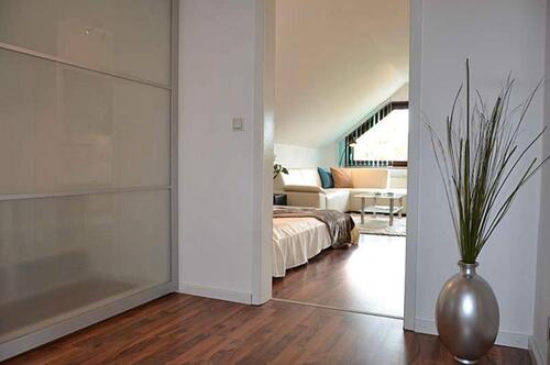 Foto - 1 Zimmer Dachgeschoßwohnung zur Miete in Burgwedel