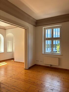Foto - Kernsanierte Altbauwohnung - von privat 4 Zimmer, ~100m2